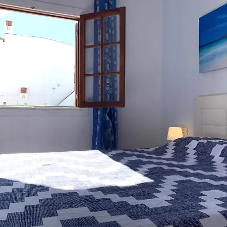 Two Bedroom In Los Cristianos Colina Ii * Los Cristianos (Tenerife)