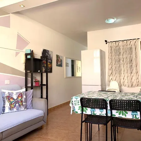 Lägenhet Two Bedroom In Los Cristianos Colina Ii *